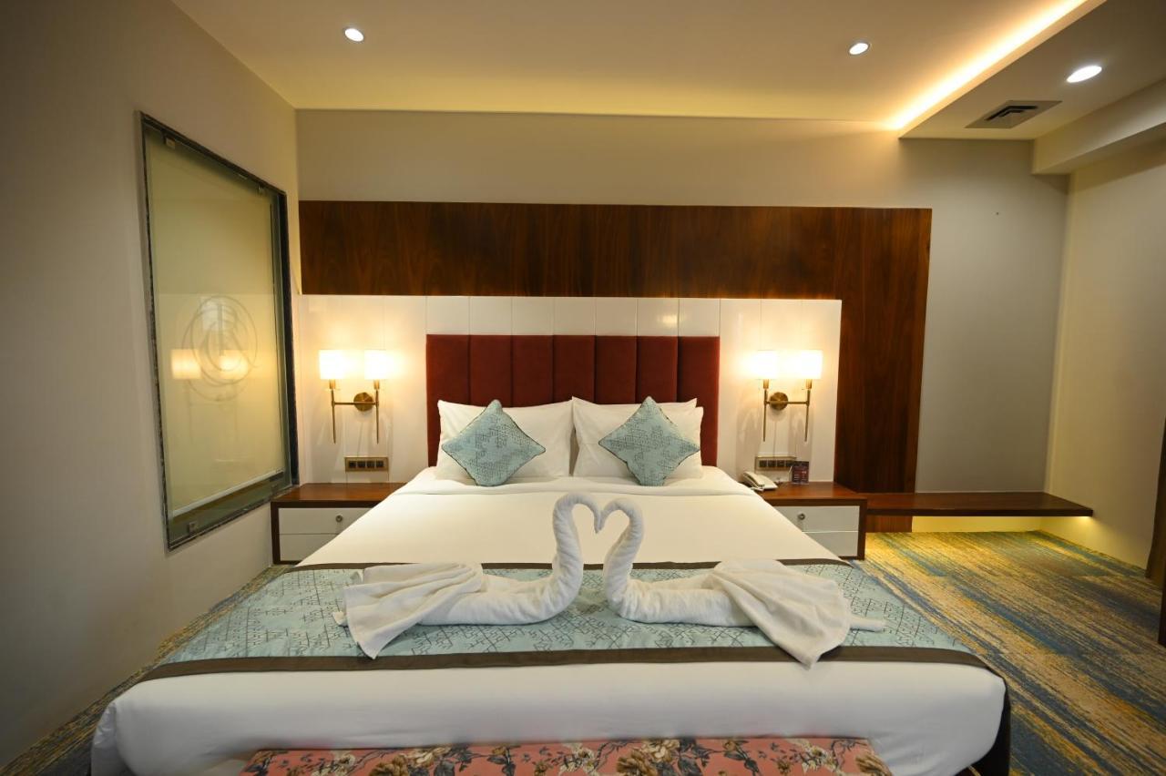 The Royal Class Hotel Gwalior Exterior foto